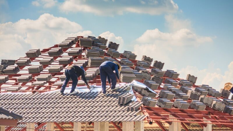 How to Find the Right Time for Roof Repair/ Restoration?
